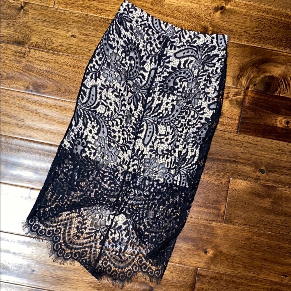 Black lace Midi/pencil skirt